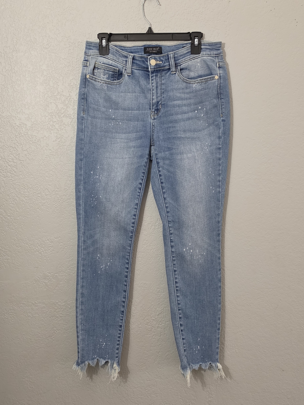 Judy Blue Bleach Splash Shark Bite Skinny Jeans Light Wash Mid Rise Womens 9/29 - Picture 3 of 11